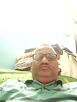 Snapshot of StarPacifist6 chatting on 12/24/24, 04:51 StarPacifist6 online show from 12/24/24, 04:51