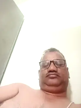 Snapshot of StarPacifist6 chatting on 01/19/25, 05:07 StarPacifist6 online show from 01/19/25, 05:07