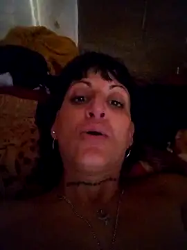 Snapshot of estefyzapata chatting on 10/14/25, 08:09 estefyzapata online show from 10/14/25, 08:09