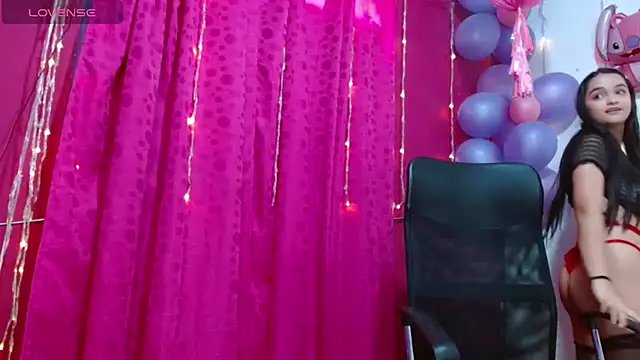 monica little23 online show from 03/02/25, 05:47