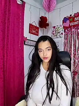 monica little23 online show from 02/16/26, 09:33