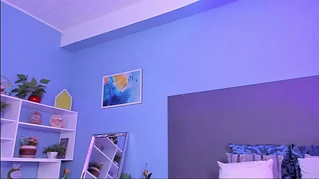 kylie reyes online show from 12/13/24, 08:58