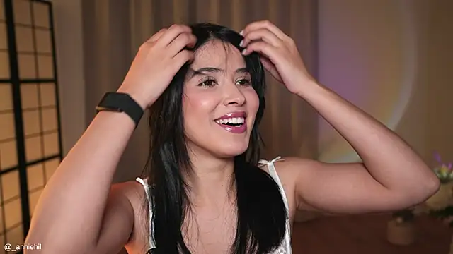 anniehillofficial online show from 04/19/26, 07:27