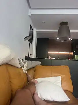 Snapshot of il_professoree chatting on 03/20/25, 02:42 il professoree online show from 03/20/25, 02:42