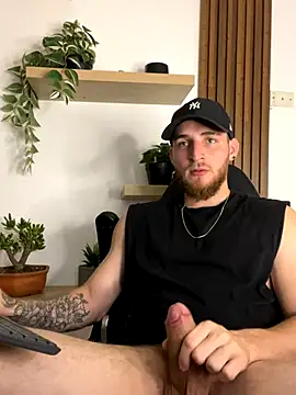 Snapshot of SeanCrawford chatting on 12/19/25, 03:24 SeanCrawford online show from 12/19/25, 03:24