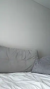 Snapshot of Mia_Roxie chatting on 06/08/26, 02:56 Mia Roxie online show from 06/08/26, 02:56
