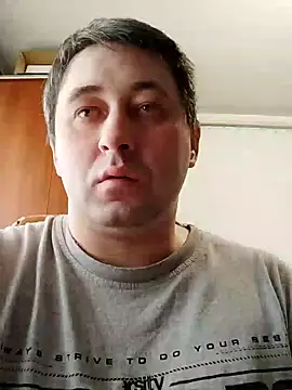 Snapshot of tores992 chatting on 12/14/24, 08:13 tores992 online show from 12/14/24, 08:13