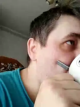 Snapshot of tores992 chatting on 02/02/25, 09:40 tores992 online show from 02/02/25, 09:40