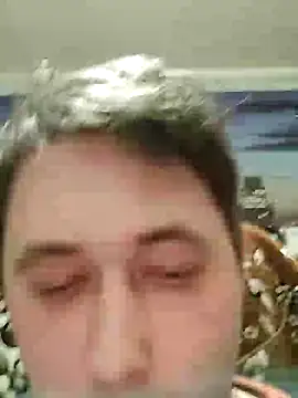 Snapshot of tores992 chatting on 02/06/25, 03:06 tores992 online show from 02/06/25, 03:06