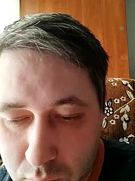 Snapshot of tores992 chatting on 02/08/25, 07:37 tores992 online show from 02/08/25, 07:37