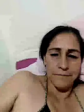 Snapshot of _Scarlett_Sweet chatting on 02/19/25, 04:34  Scarlett Sweet online show from 02/19/25, 04:34