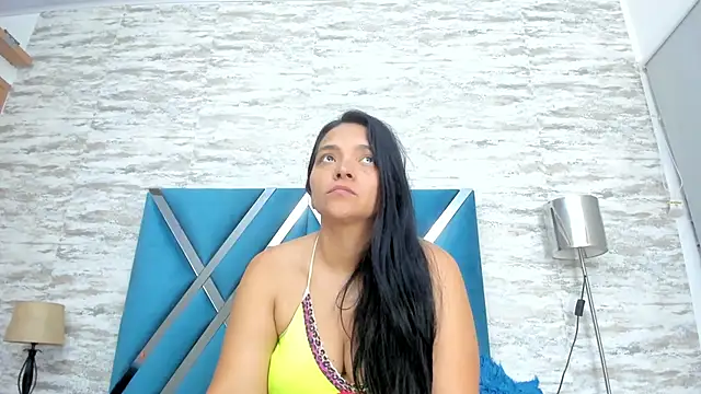 Snapshot of veronica_salas chatting on 01/17/25, 11:51 veronica salas online show from 01/17/25, 11:51