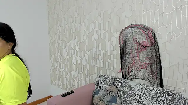 veronica salas online show from 10/29/25, 08:21