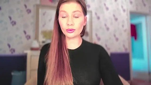 JuicyHelenX online show from 09/24/25, 11:02