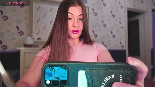 JuicyHelenX online show from 10/06/25, 03:31