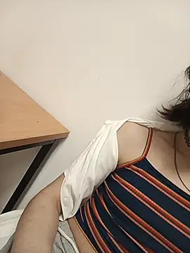 xxmoxxx online show from 06/25/26, 04:45