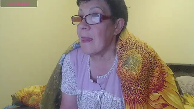Sandra Carina online show from 05/04/26, 04:41