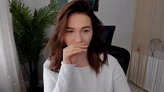 GracefulLook online show from 02/28/25, 09:58