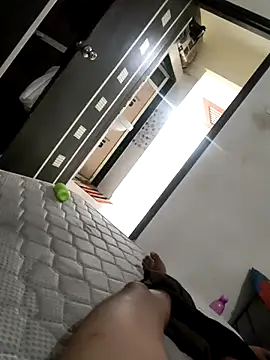 rajstrip12650 online show from 03/09/25, 01:59