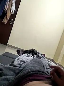 rajstrip12650 online show from 02/01/26, 01:37