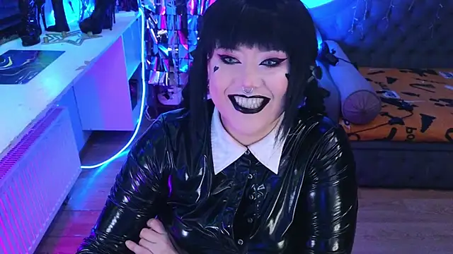 Snapshot of wickedxqueen chatting on 03/14/25, 04:43 wickedxqueen online show from 03/14/25, 04:43