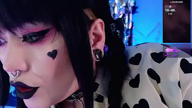 Snapshot of wickedxqueen chatting on 03/18/25, 05:09 wickedxqueen online show from 03/18/25, 05:09