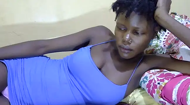 Slender-simple1 online show from 03/04/25, 11:51