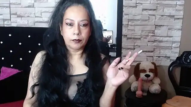 MarianaNight02 online show from 11/14/25, 06:23