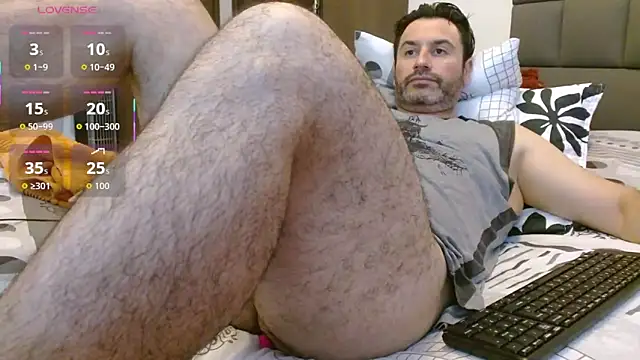 rodrher81 online show from 10/23/25, 05:23