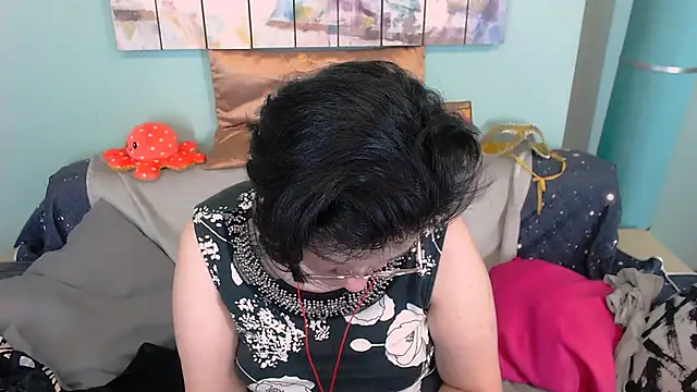 EverlyRays online show from 11/27/25, 07:32