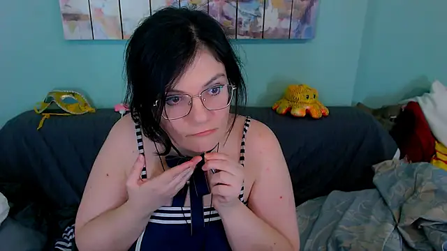 EverlyRays online show from 04/17/26, 07:28