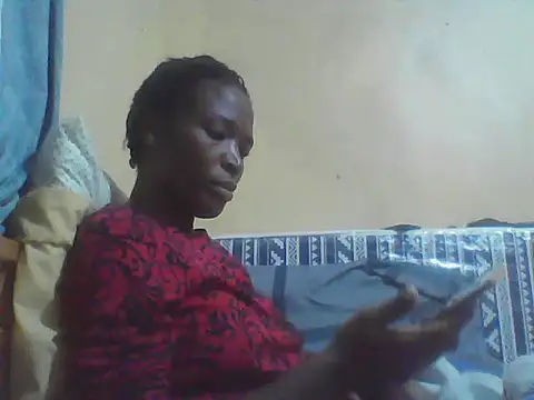 Snapshot of Smillie_prety chatting on 05/09/26, 04:17 Smillie prety online show from 05/09/26, 04:17