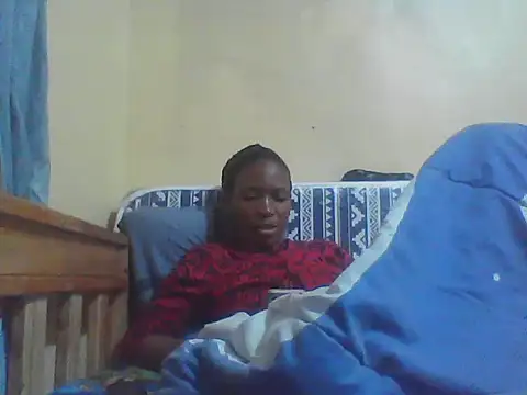 Snapshot of Smillie_prety chatting on 05/12/26, 05:15 Smillie prety online show from 05/12/26, 05:15