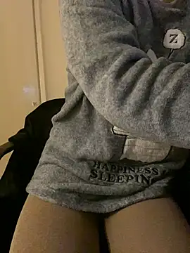 AlisaaRose online show from 02/20/25, 06:02