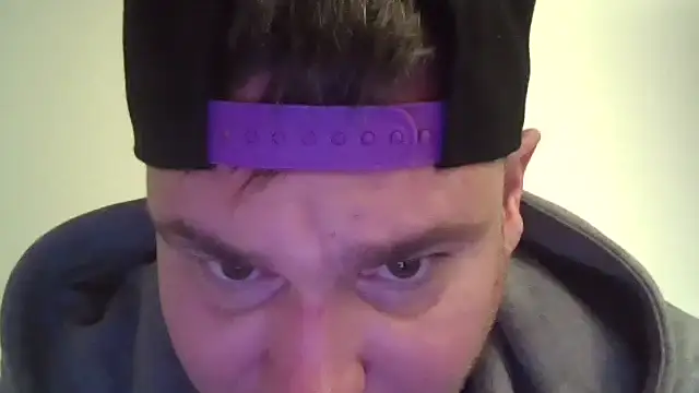 Snapshot of ACABFTP chatting on 10/20/25, 04:51 ACABFTP online show from 10/20/25, 04:51