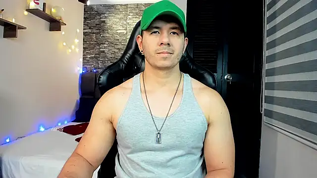 Snapshot of ransoj chatting on 12/17/24, 01:07 ransoj online show from 12/17/24, 01:07