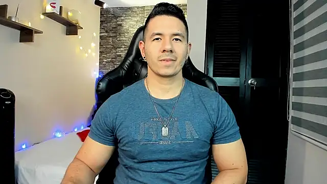 Snapshot of ransoj chatting on 12/20/24, 12:19 ransoj online show from 12/20/24, 12:19