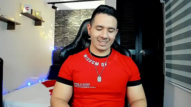 Snapshot of ransoj chatting on 12/24/24, 11:55 ransoj online show from 12/24/24, 11:55