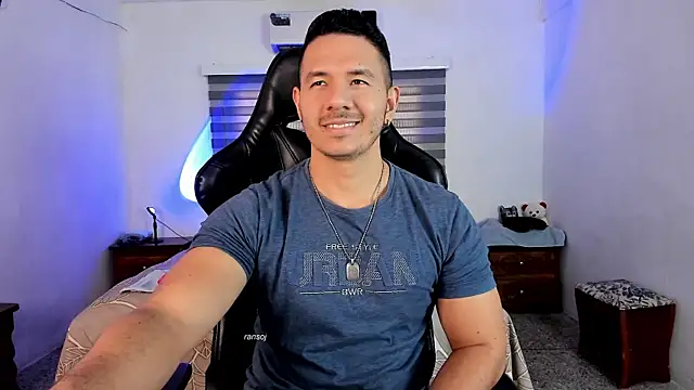 Snapshot of ransoj chatting on 09/15/25, 02:50 ransoj online show from 09/15/25, 02:50