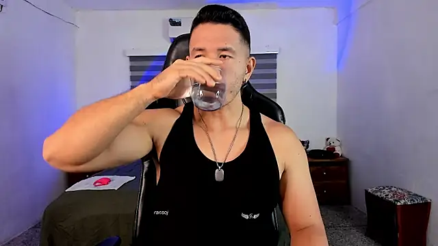 Snapshot of ransoj chatting on 09/20/25, 11:50 ransoj online show from 09/20/25, 11:50