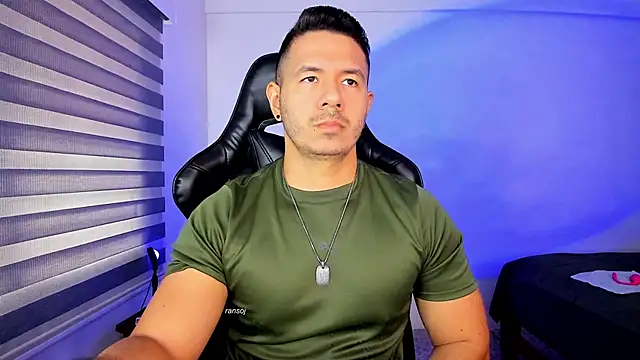 Snapshot of ransoj chatting on 10/23/25, 02:49 ransoj online show from 10/23/25, 02:49