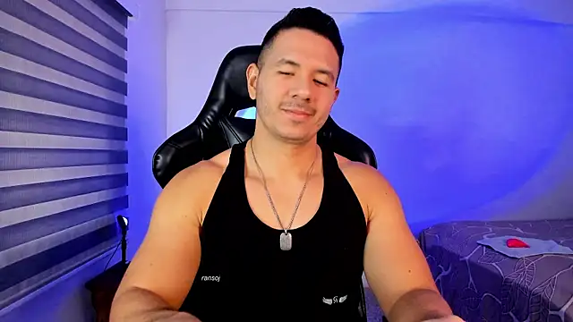 Snapshot of ransoj chatting on 10/25/25, 09:09 ransoj online show from 10/25/25, 09:09