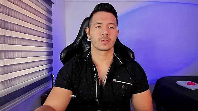 Snapshot of ransoj chatting on 11/07/25, 01:55 ransoj online show from 11/07/25, 01:55