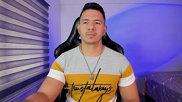 Snapshot of ransoj chatting on 11/22/25, 02:16 ransoj online show from 11/22/25, 02:16