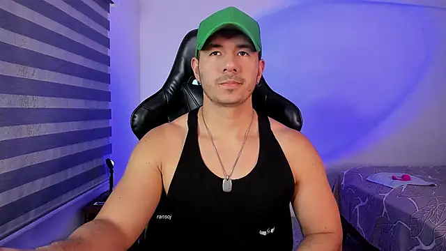 Snapshot of ransoj chatting on 11/29/25, 11:30 ransoj online show from 11/29/25, 11:30