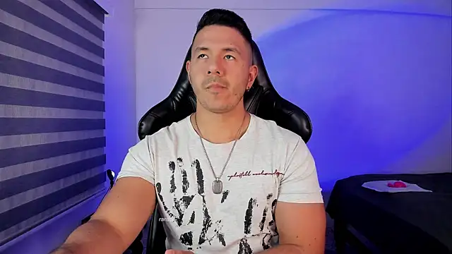 Snapshot of ransoj chatting on 12/02/25, 11:11 ransoj online show from 12/02/25, 11:11