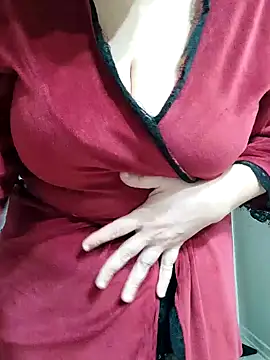 Snapshot of sempatikhatun3169 chatting on 01/31/25, 01:01 sempatikhatun3169 online show from 01/31/25, 01:01