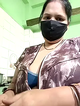 Snapshot of sematomar chatting on 02/05/25, 04:16 sematomar online show from 02/05/25, 04:16