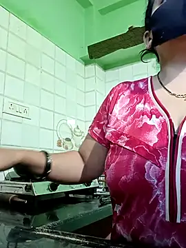 Snapshot of sematomar chatting on 02/13/25, 04:22 sematomar online show from 02/13/25, 04:22