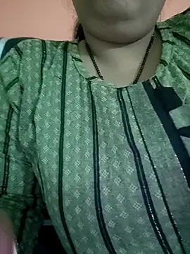 Snapshot of sematomar chatting on 11/17/25, 04:07 sematomar online show from 11/17/25, 04:07